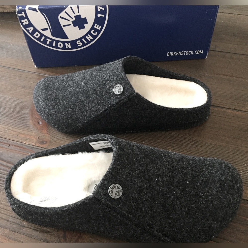 New Never Worn Birkenstock Women's Zermatt Shearling-Lined Slide SlippersSize 7